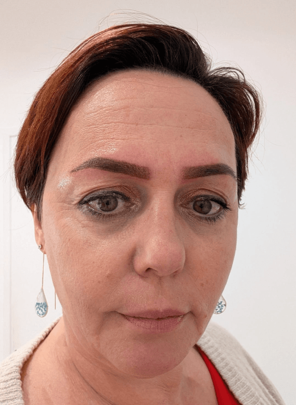 Sourcils & maquillage semi-permanent — photo 2